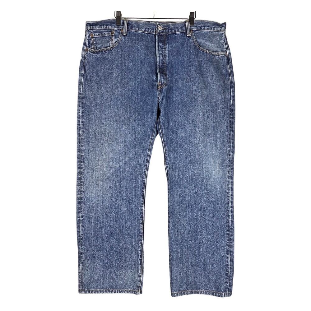 LEVI’S CLASSIC 501 ORIGINAL STRAIGHT FIT BLUE JEANS – MEN’S 42×32 – 100% COTTON